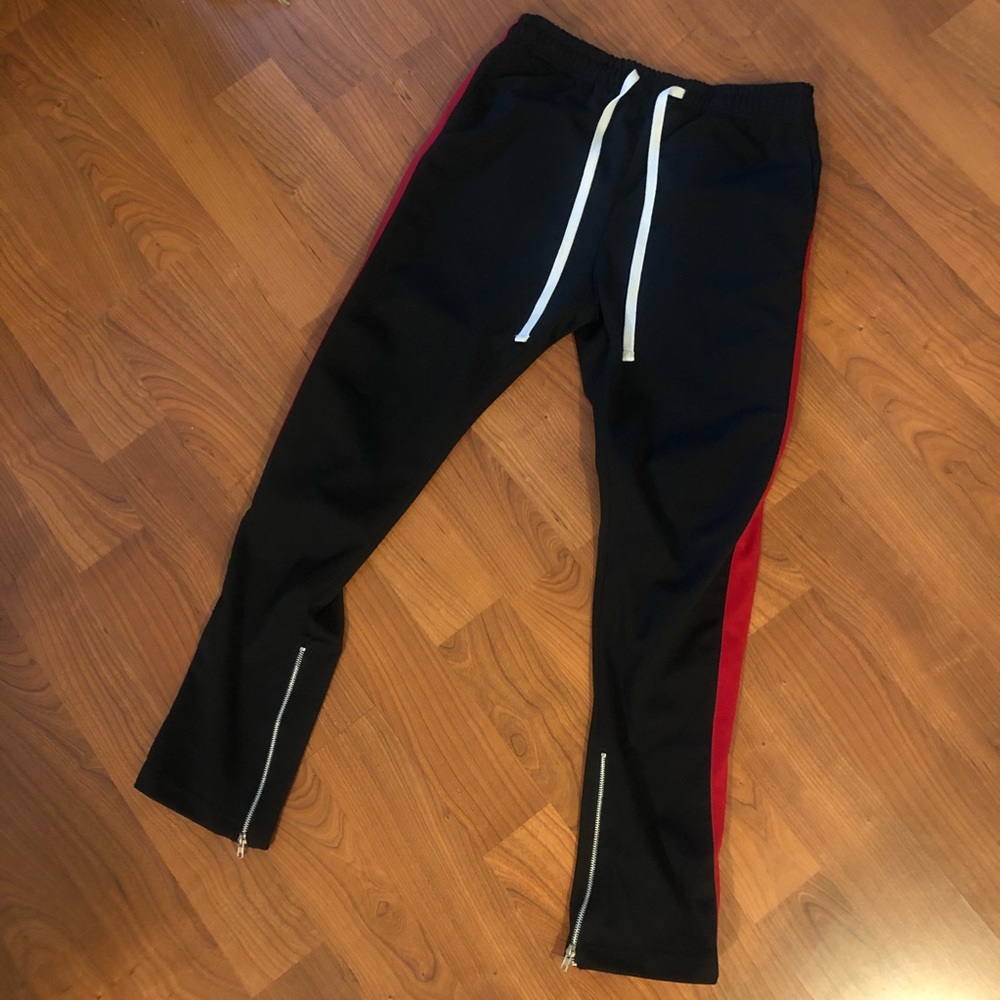 XL Men’s Athletic Pants with Stripe/ Ankle Zippers